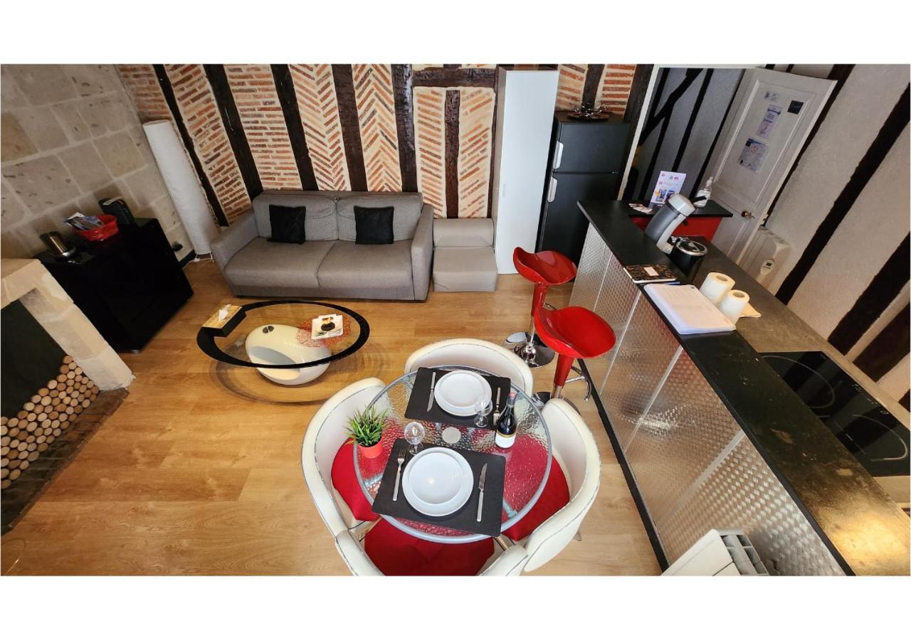 "L'Appart" Vieux Tours - Charme - Place Plumereau - Arrivee Autonome 外观 照片